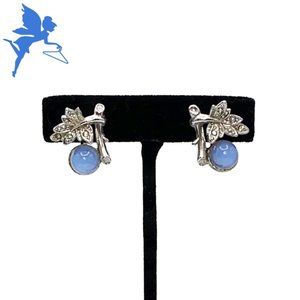 VINTAGE 1940's Coro Silver Rhodium Plated Screw Back Moonglow Earrings